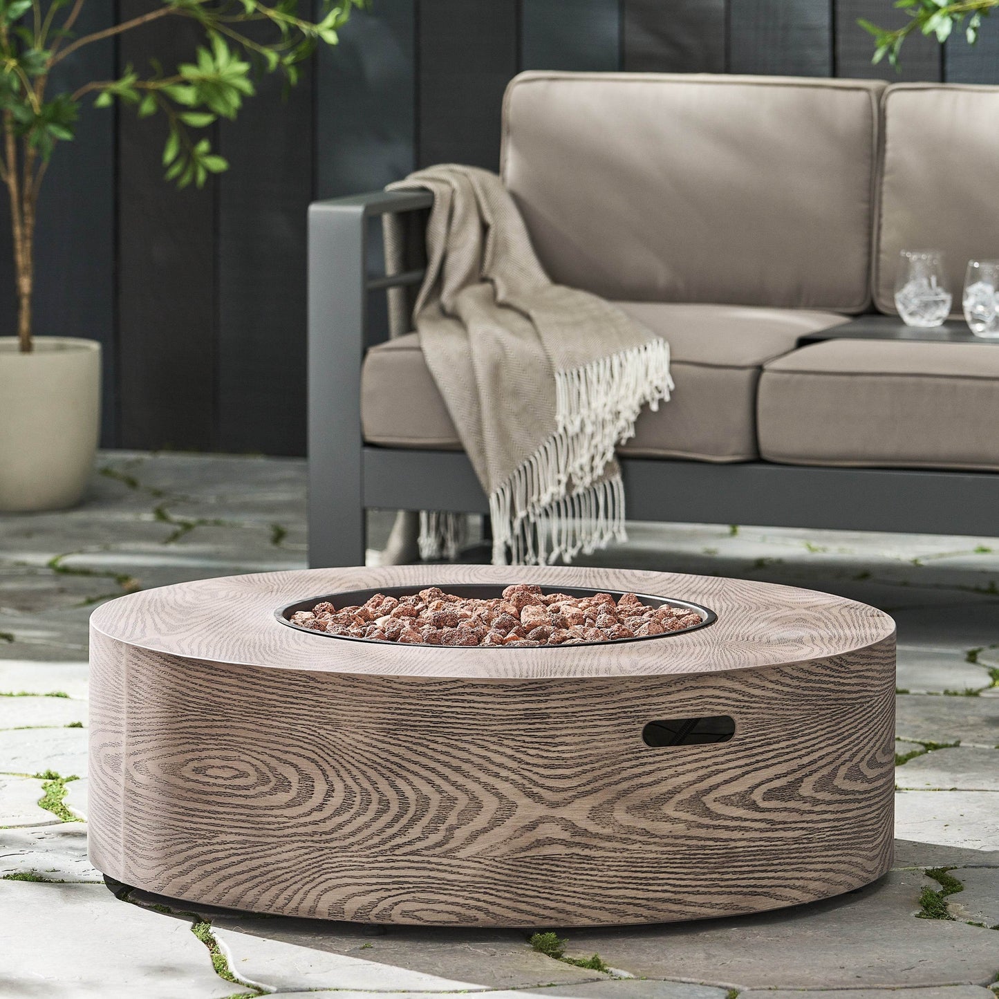 AIDAN ROUND IRON FIRE PIT - 50,000 BTU TANK OUTSIDE - CheepSweepz