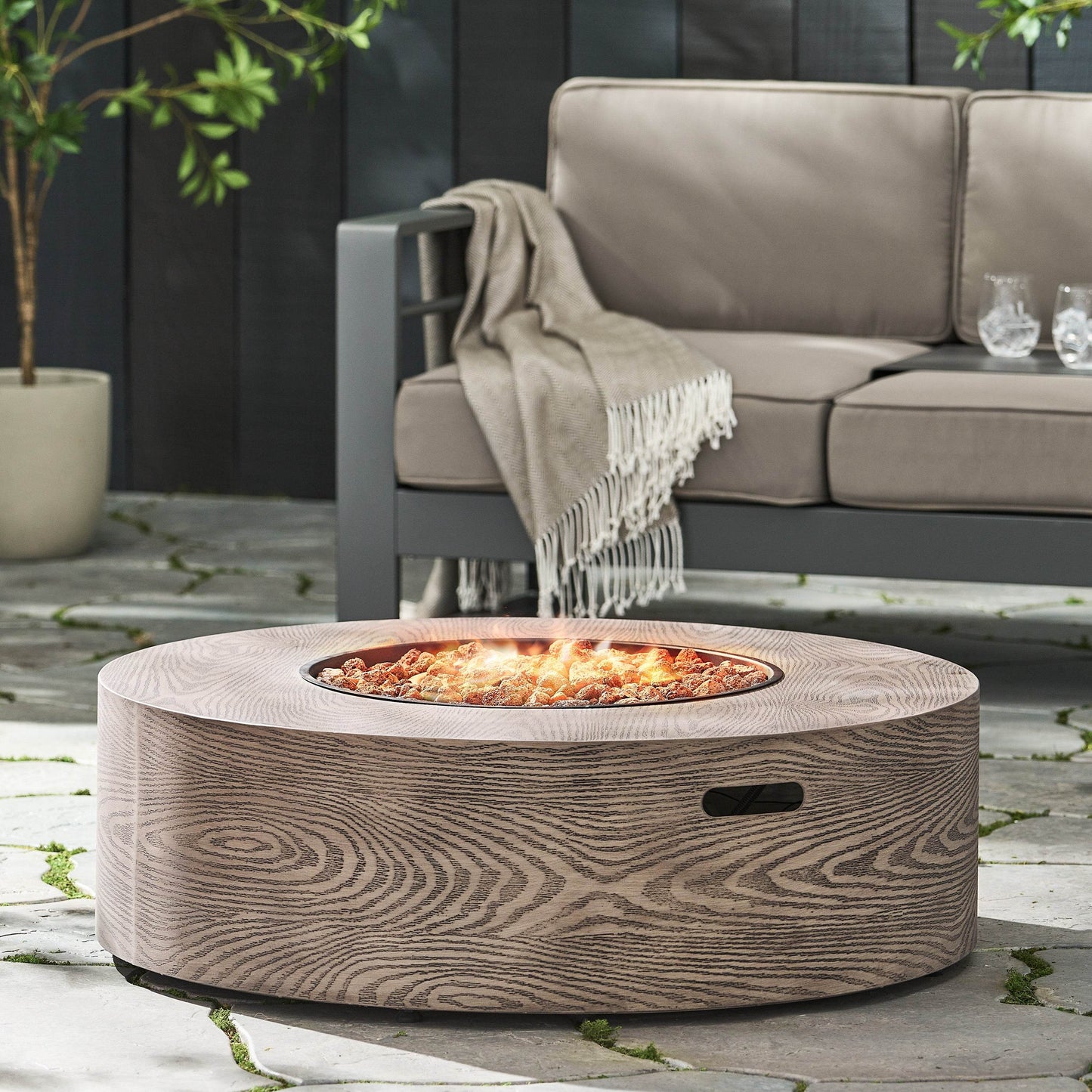 AIDAN ROUND IRON FIRE PIT - 50,000 BTU TANK OUTSIDE - CheepSweepz